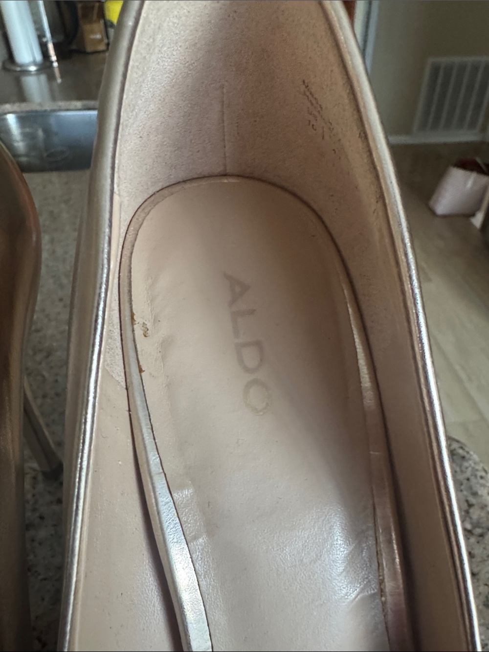 ALDO Women's Metallic Gold Pointed Toe Heels - Picture 3 of 6